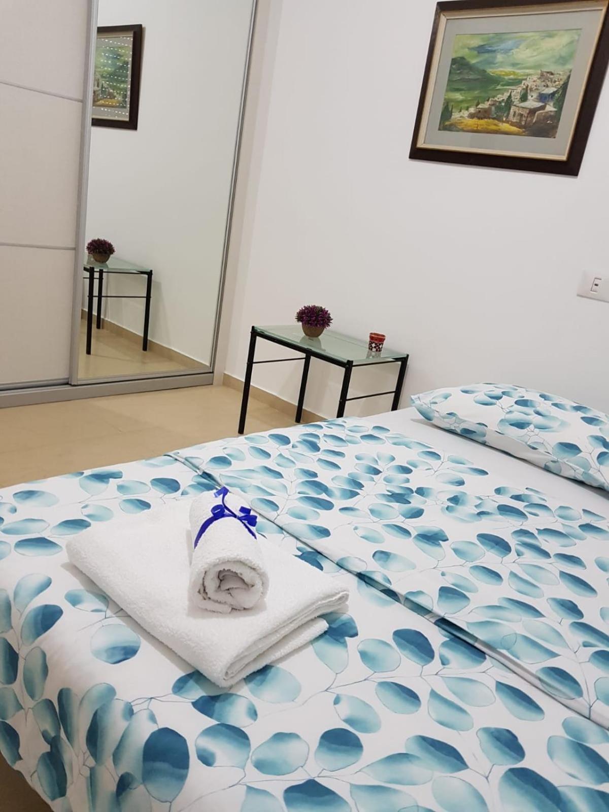 The Shining Star -A Beautiful 3 Bedroom Apartment Beersheba Екстериор снимка