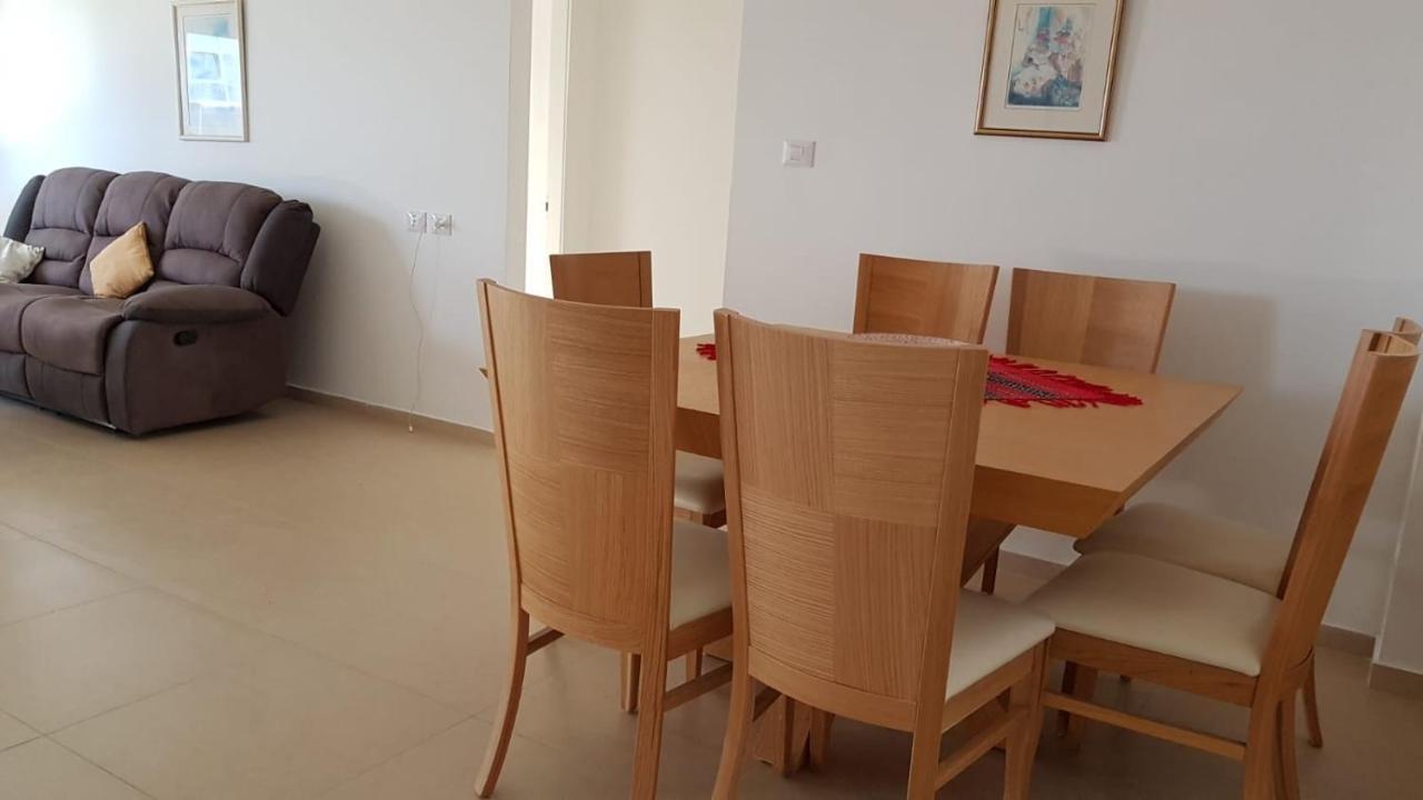 The Shining Star -A Beautiful 3 Bedroom Apartment Beersheba Екстериор снимка